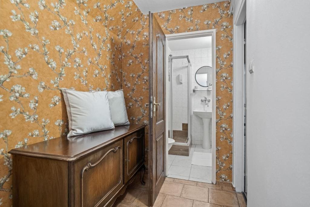 Double Room room - Image 3