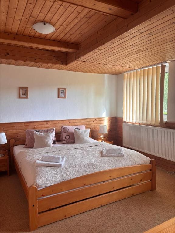 Economy Double Room room - Image 2