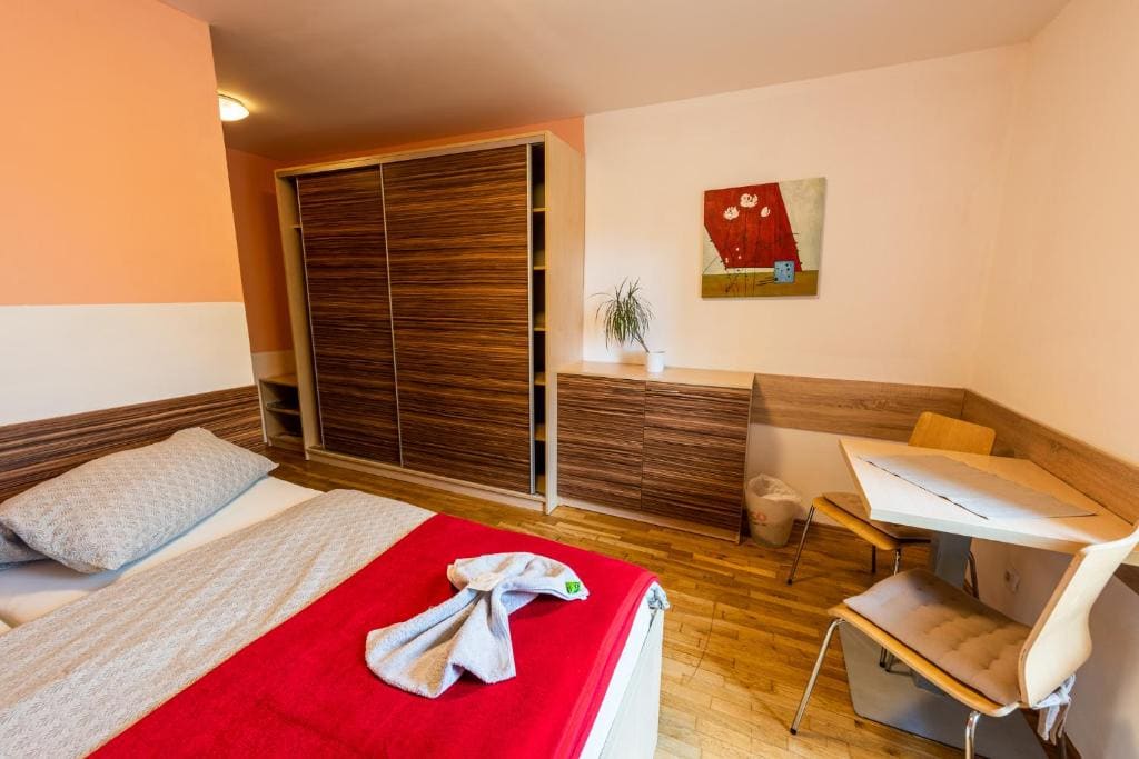 Double or Twin Room with Private Bathroom room - Image 2
