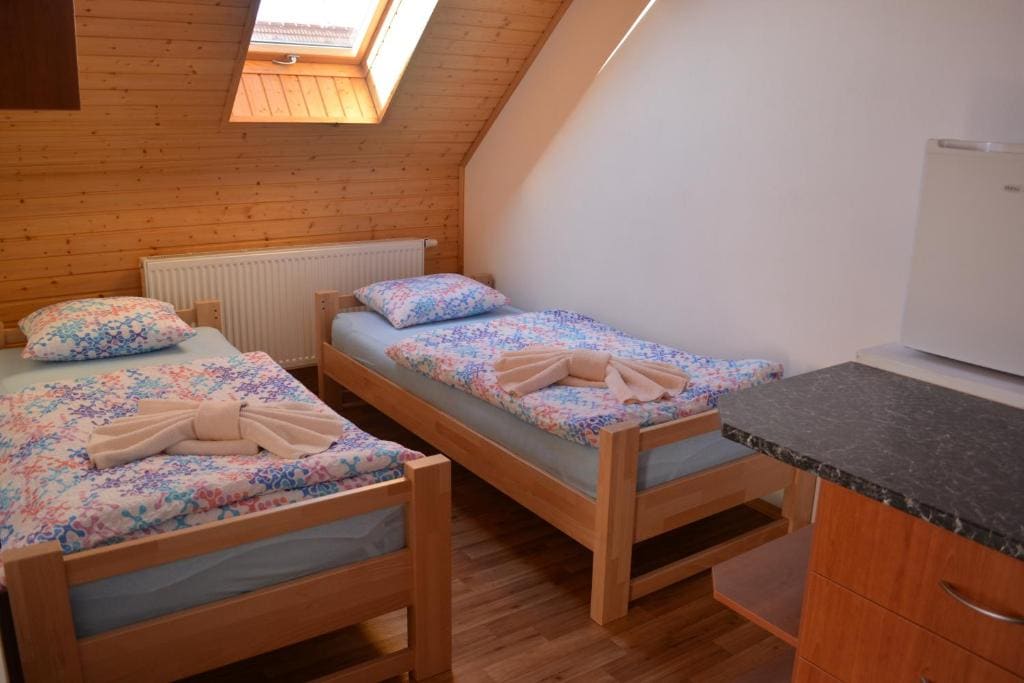 King Suite room - Image 3