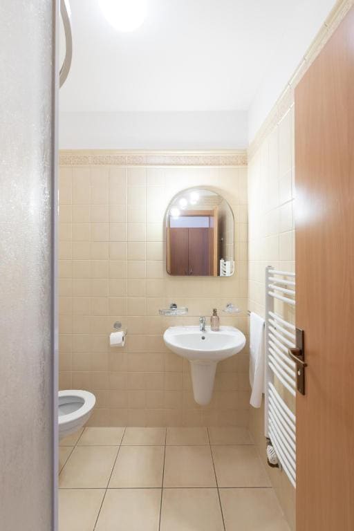 Classic Triple Room room - Image 1