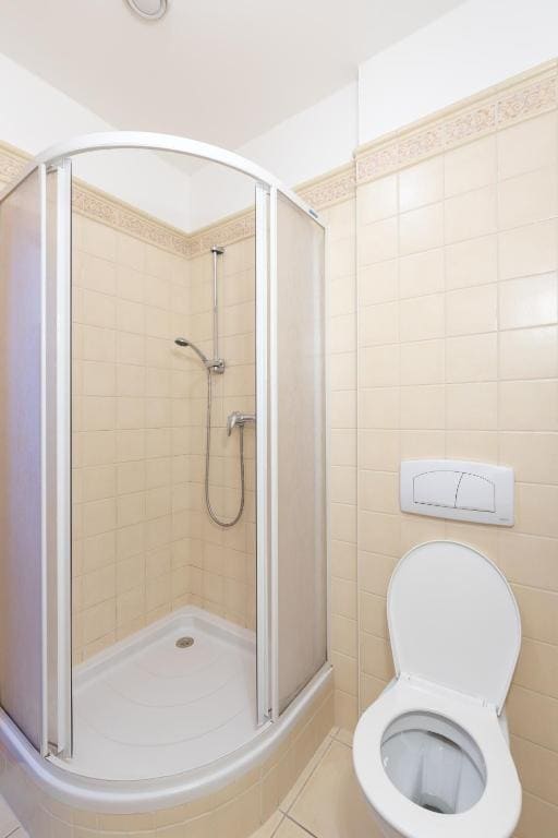 Classic Triple Room room - Image 2