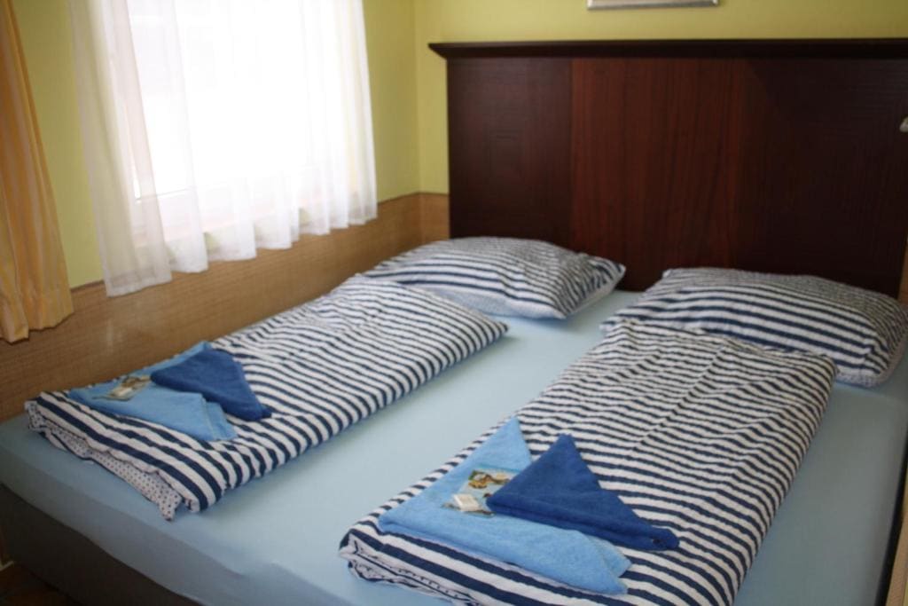 Double Room with Private Bathroom room - Image 2