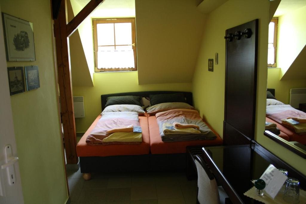 Double Room with Terrace room - Image 3