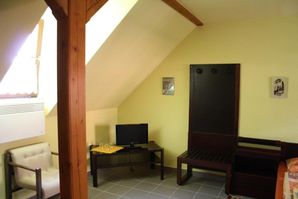 Triple Room with Terrace room - Image 2