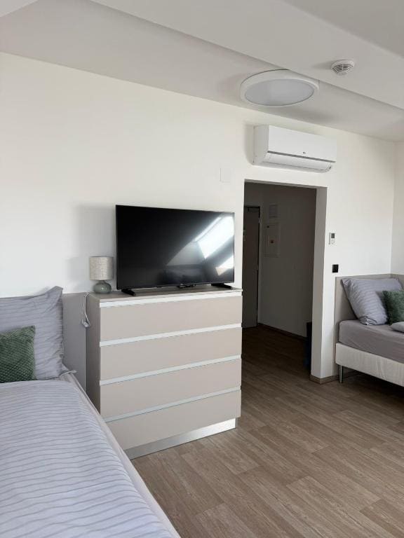 Quadruple Room room - Image 2