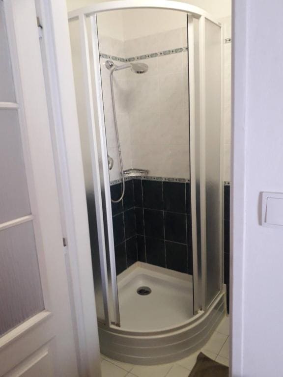 Quadruple Room room - Image 2