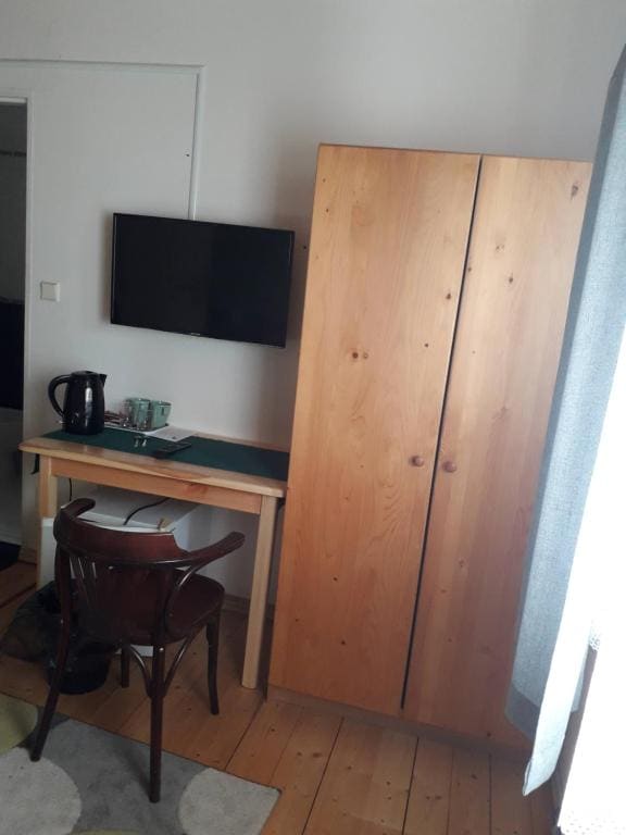 Standard Double or Twin Room room - Image 2