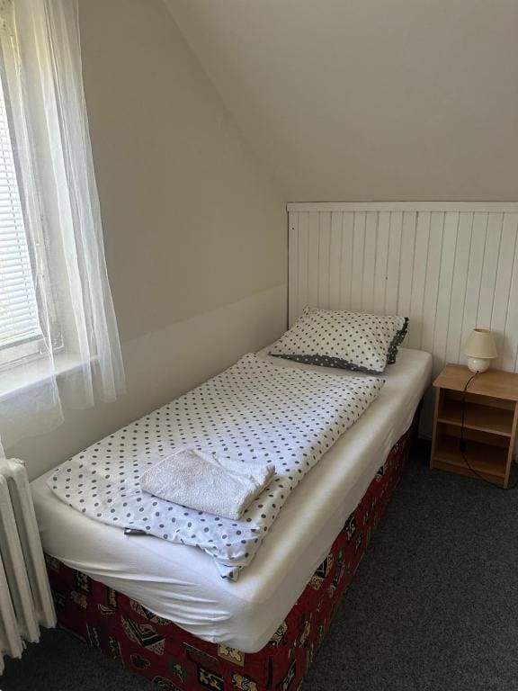 Standard Twin Room room - Image 1