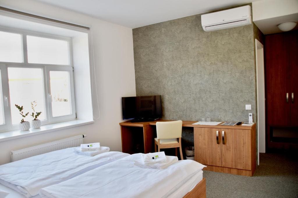Quadruple Room room - Image 3