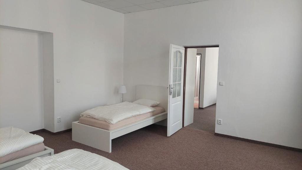 Deluxe Suite room - Image 3