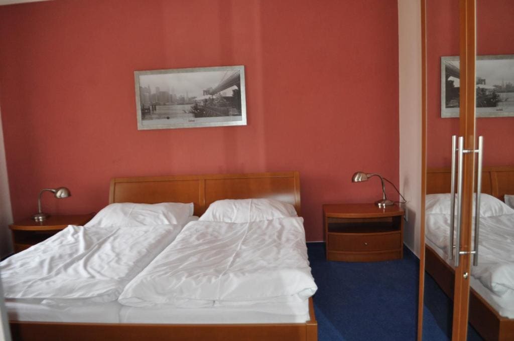 Standard Double Suite room - Image 1