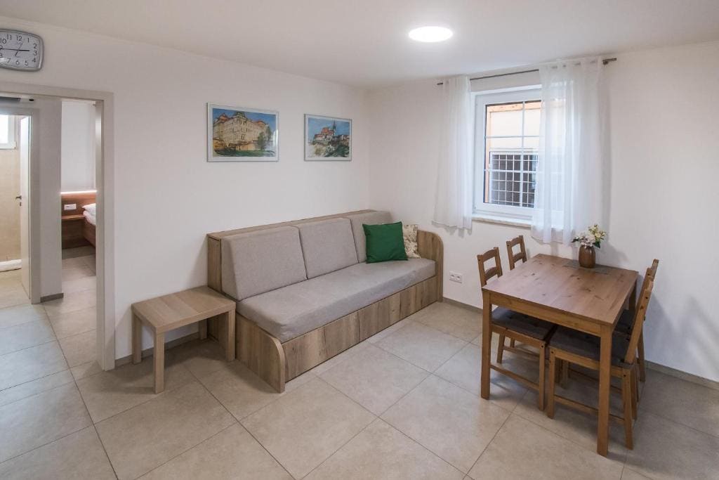 Suite room - Image 1