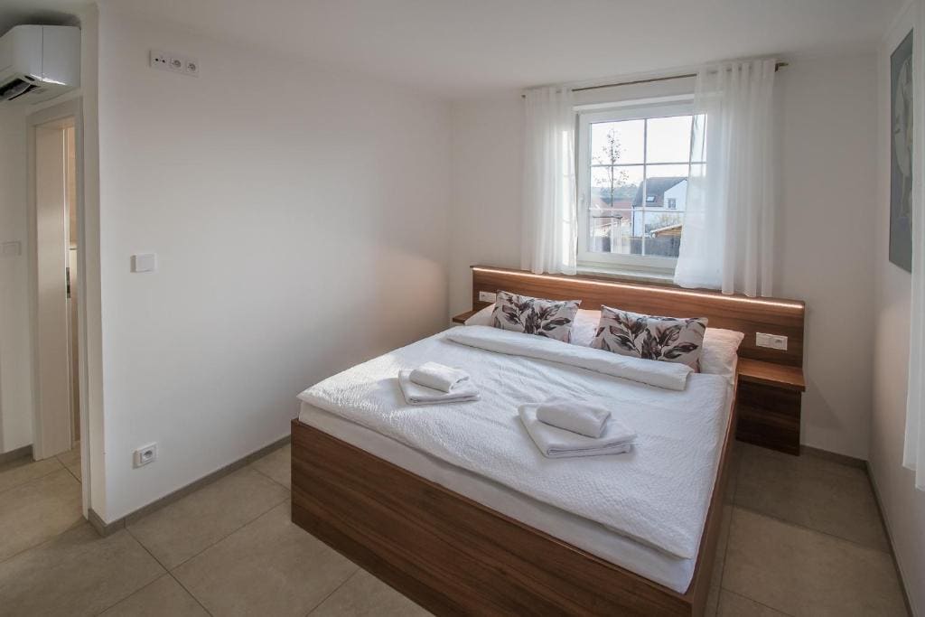 Suite room - Image 3