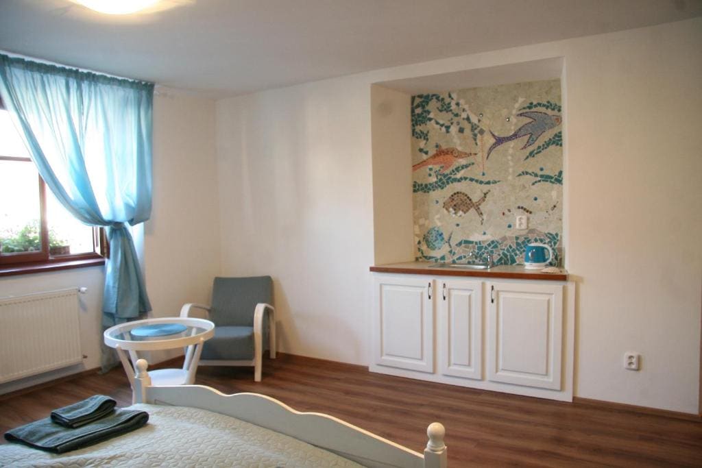 Double Room with Private External Bathroom room - Image 3