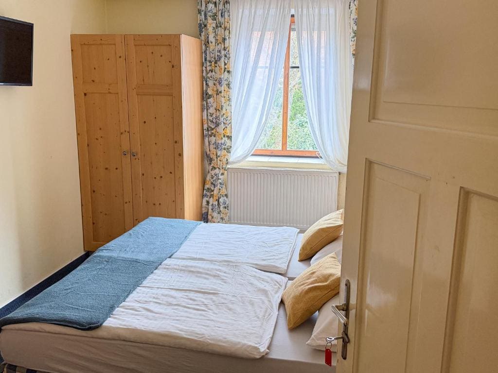Family Junior Suite room - Image 2