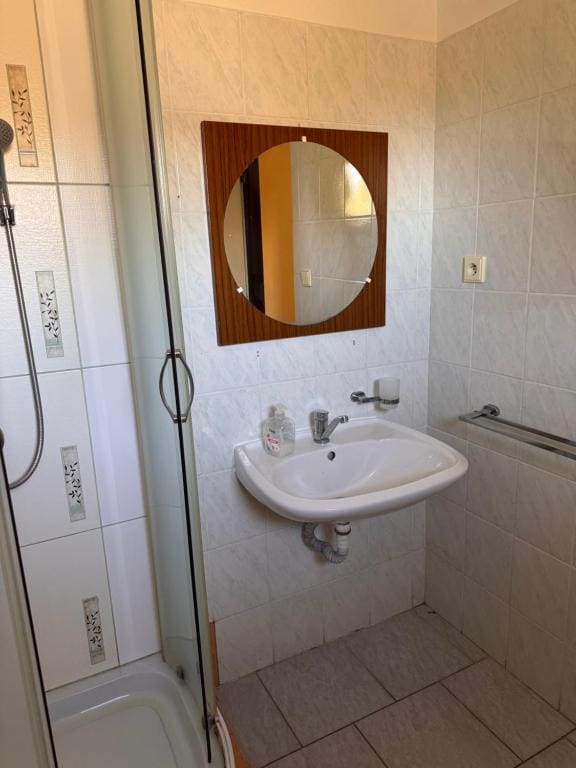 Quadruple Room with Garden View room - Image 2