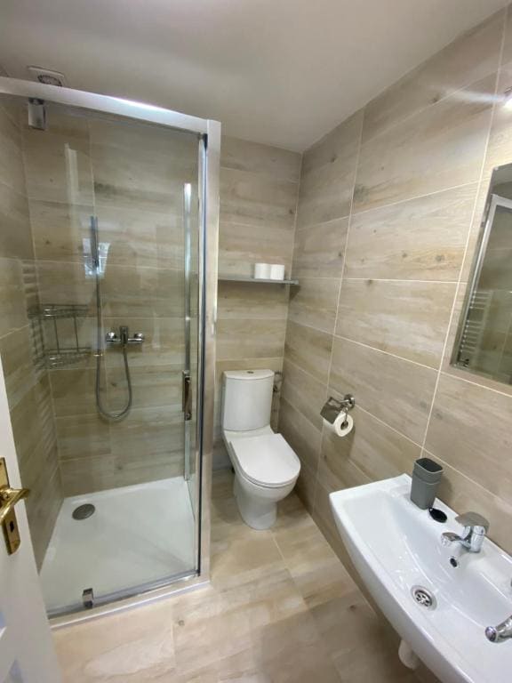 Quadruple Room room - Image 1