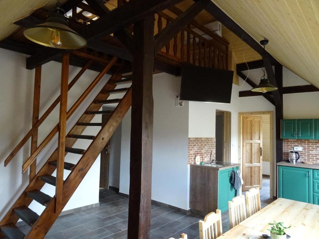 Family Room room - Image 2