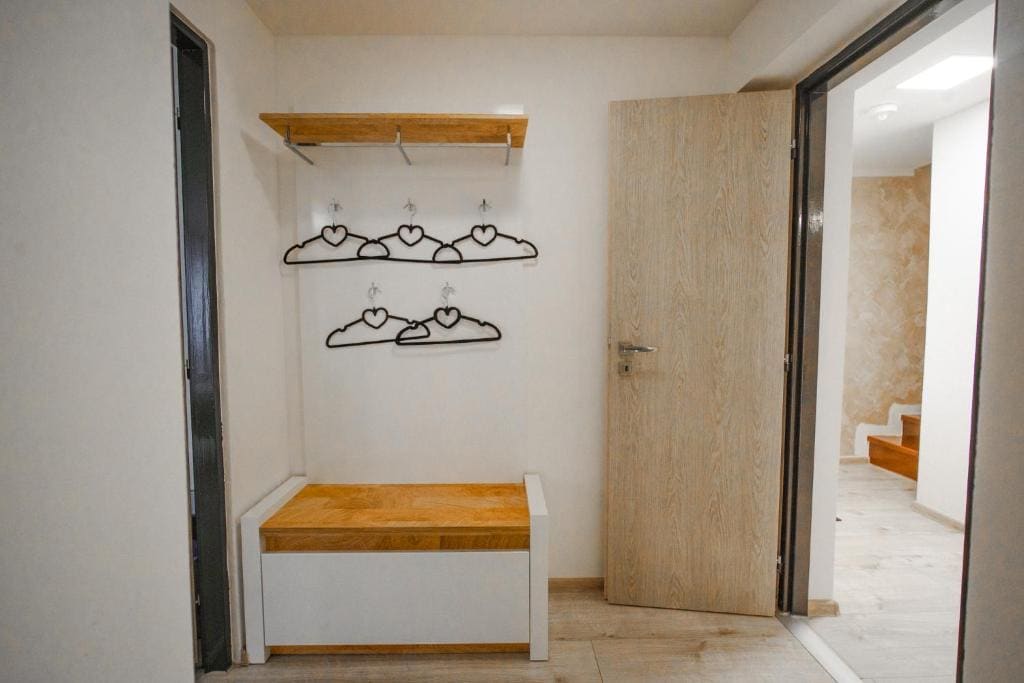 Apartment - Ground Floor room - Image 2