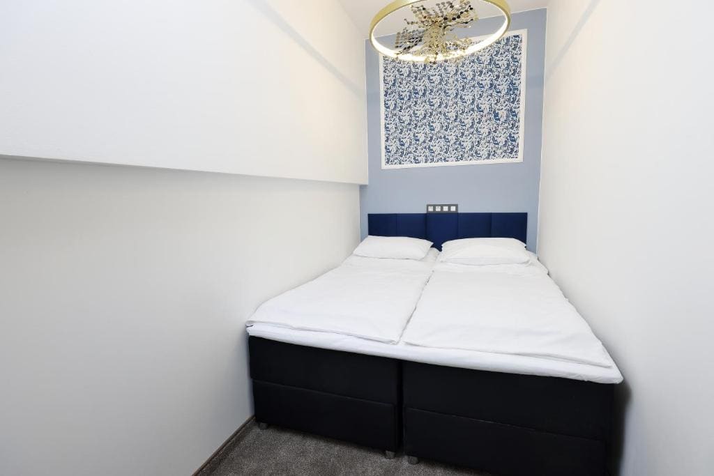 Deluxe Junior Suite room - Image 2