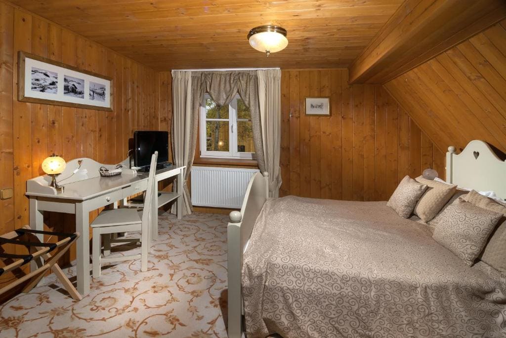 Deluxe Double Room room - Image 2
