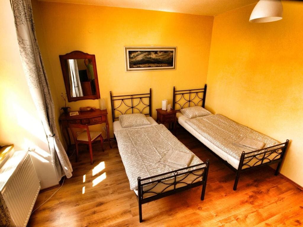 Twin Room room - Image 1