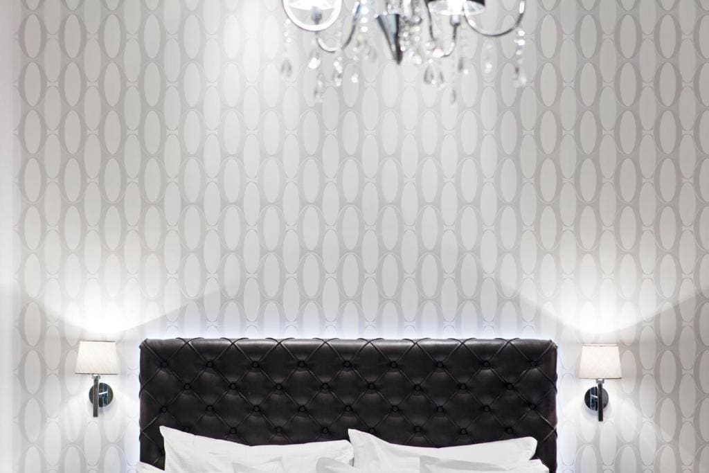 Royal Club Double Deluxe Room with Spa Bath room - Image 3