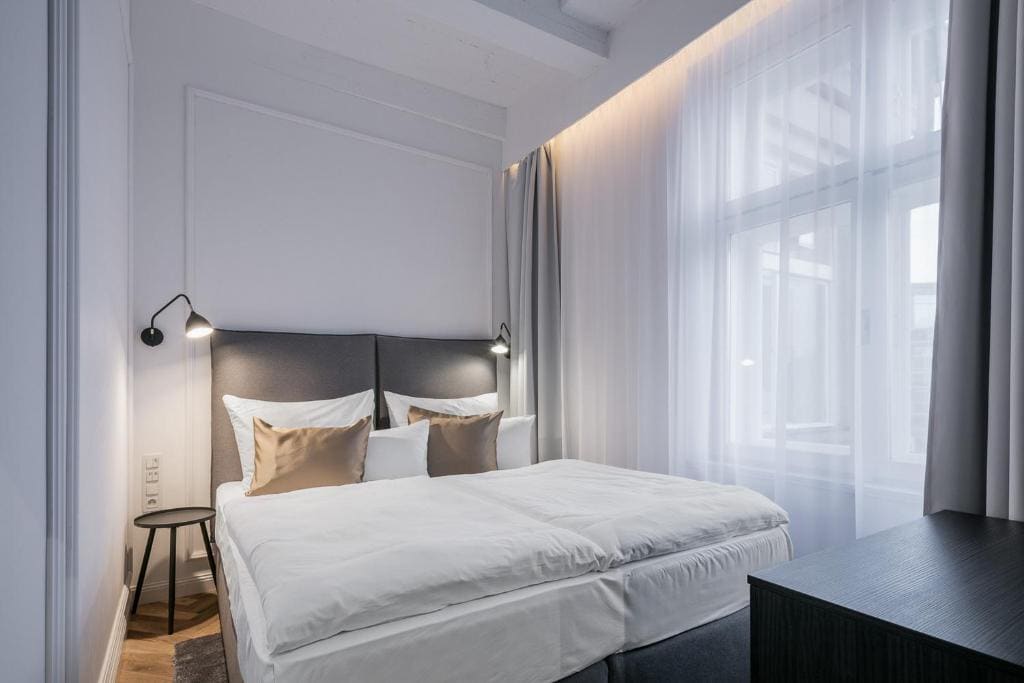 Superior Suite room - Image 1