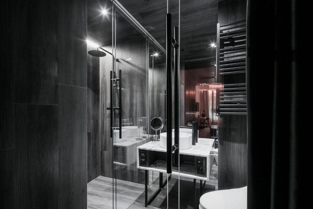 Standard Double or Twin Room room - Image 3