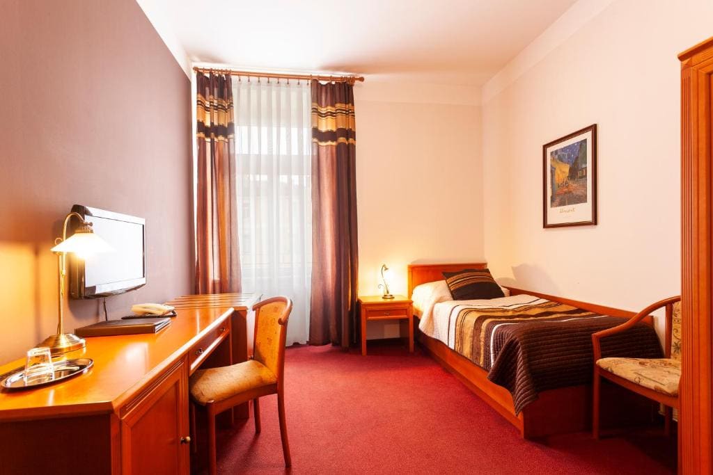 Superior Single Room room - Image 3