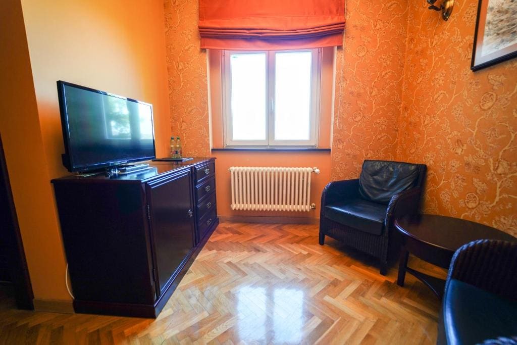 Standard Twin Room room - Image 3