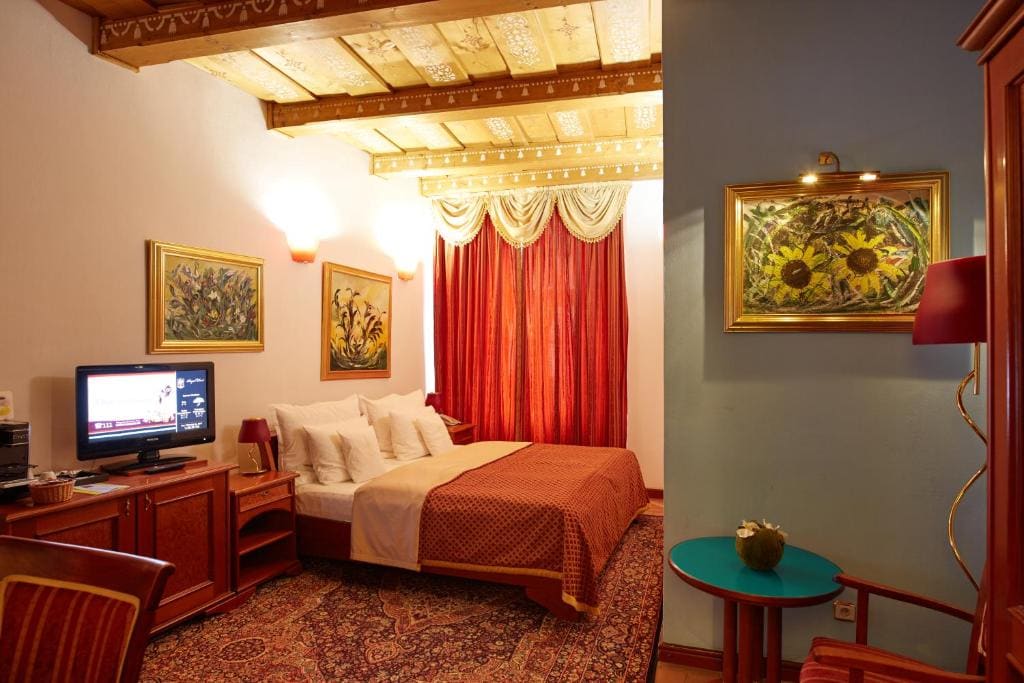 Deluxe Double Room room - Image 2