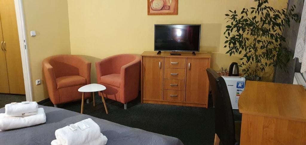Double or Twin Room room - Image 3