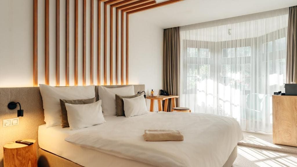Standard Double or Twin Room room - Image 2