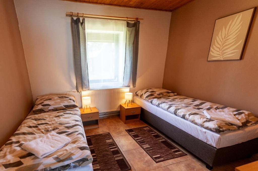 Standard Bungalow room - Image 3