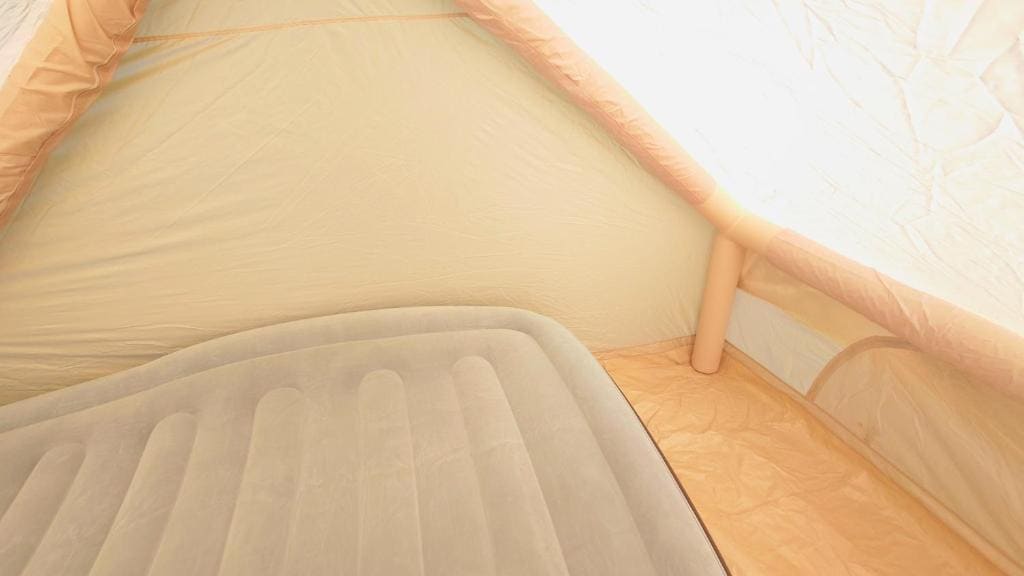 Tent room - Image 3