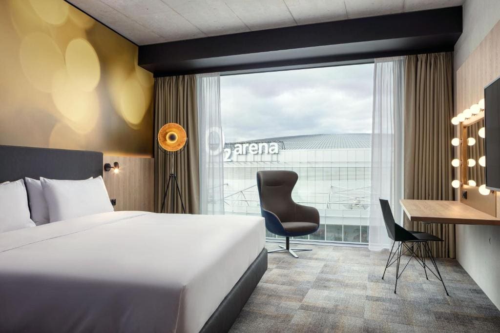 Superior King Room room - Image 2