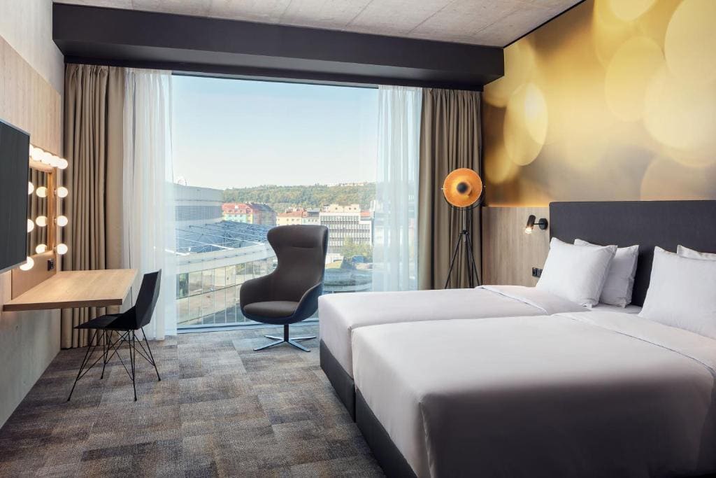Superior Twin Room room - Image 2