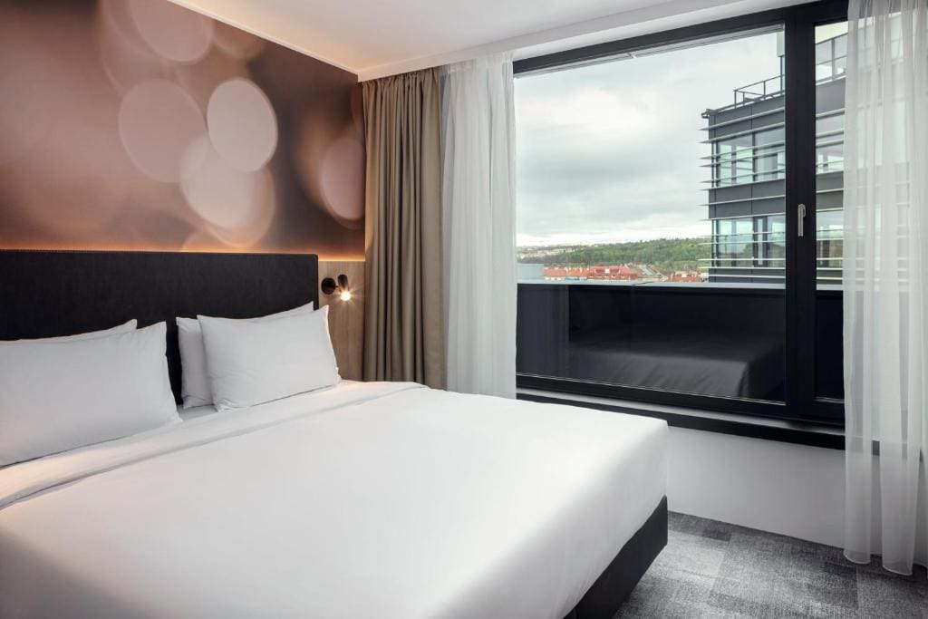 Family Two-Bedroom Suite with Balcony room - Image 2