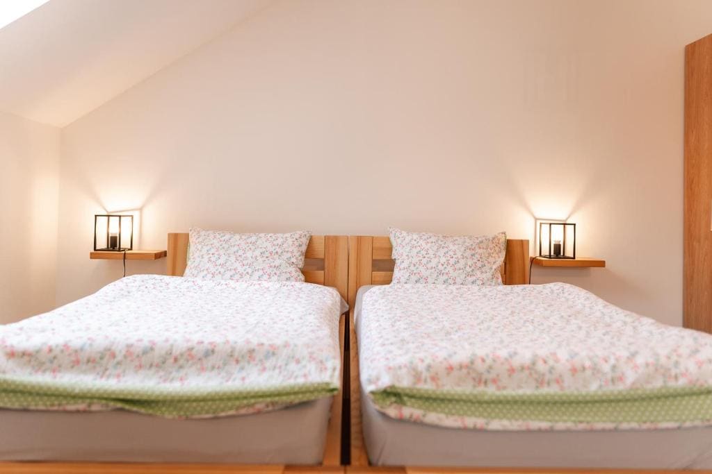 Double or Twin Room with Private Bathroom room - Image 2