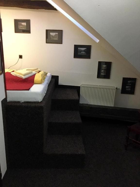 Economy Double Room room - Image 3