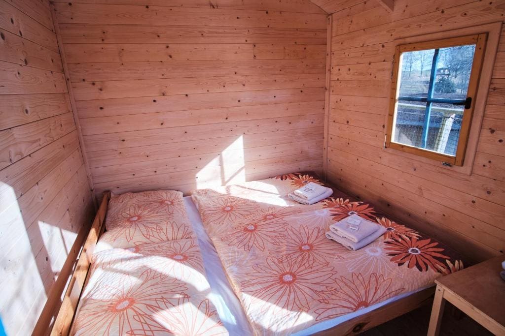 Treehouse room - Image 2