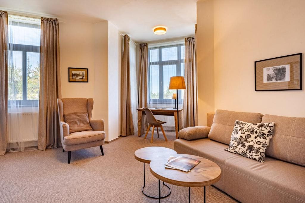Standard Suite room - Image 2