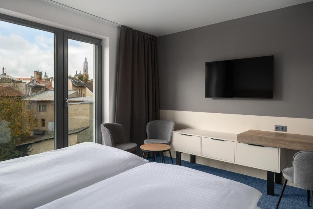 Superior Double Room room - Image 3