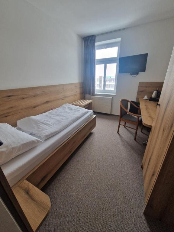 Single Room room - Image 1