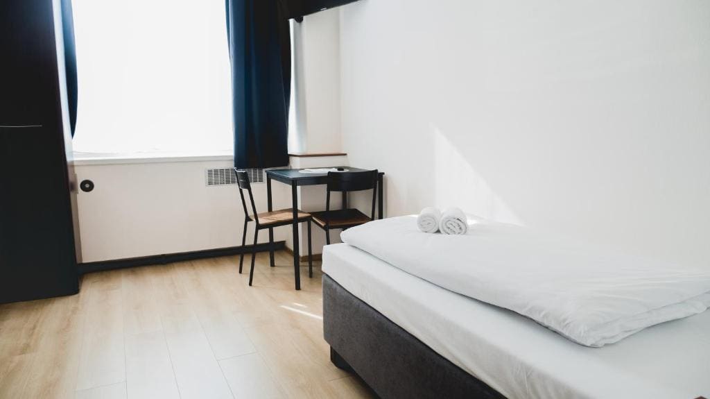 Suite room - Image 2