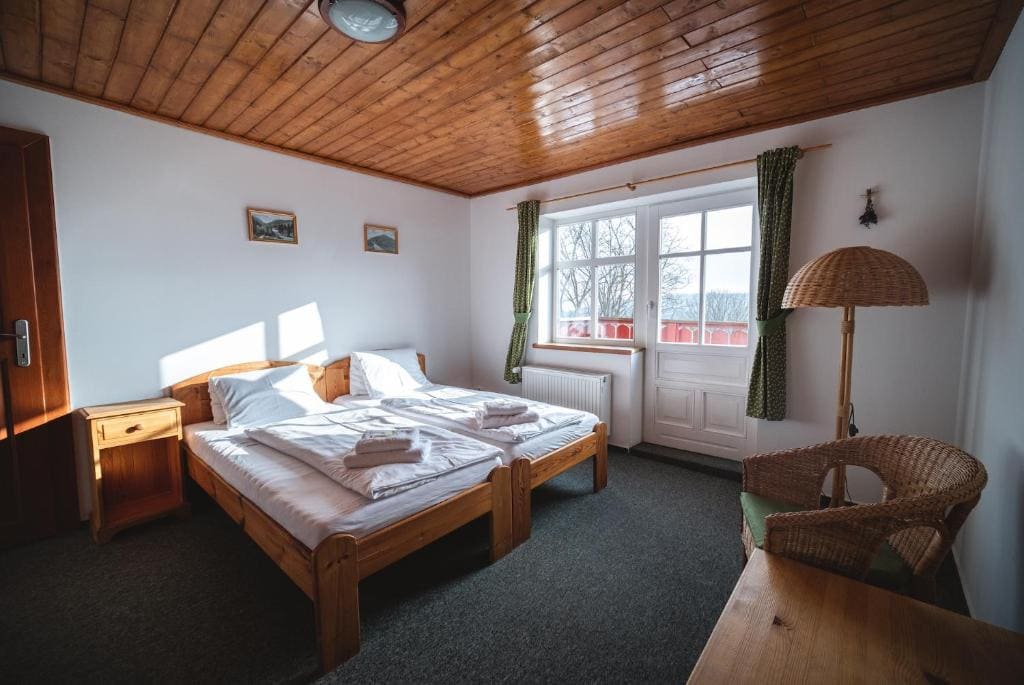 Double or Twin Room with Private Bathroom room - Image 3