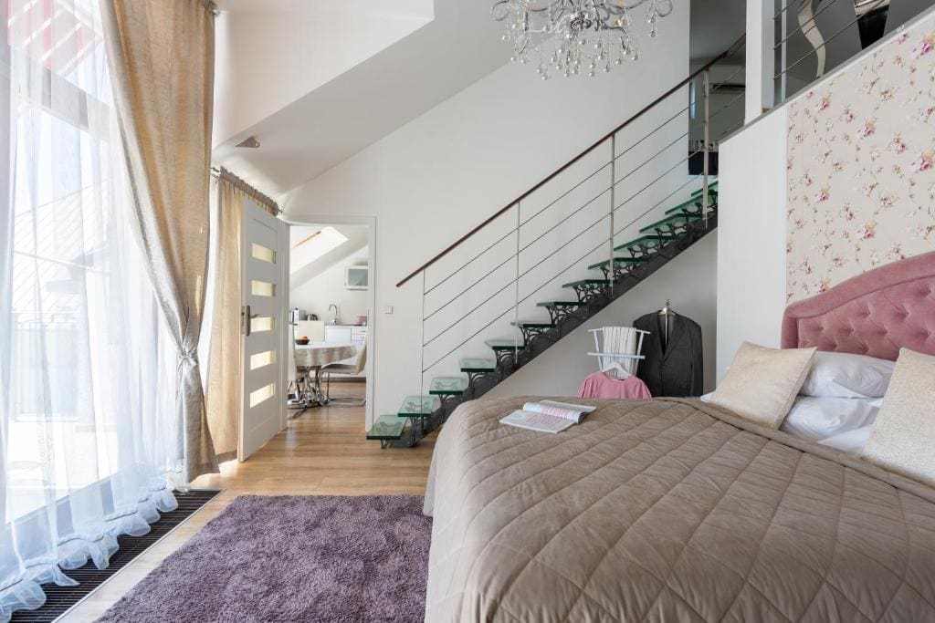 Apartment with Balcony room - Image 1