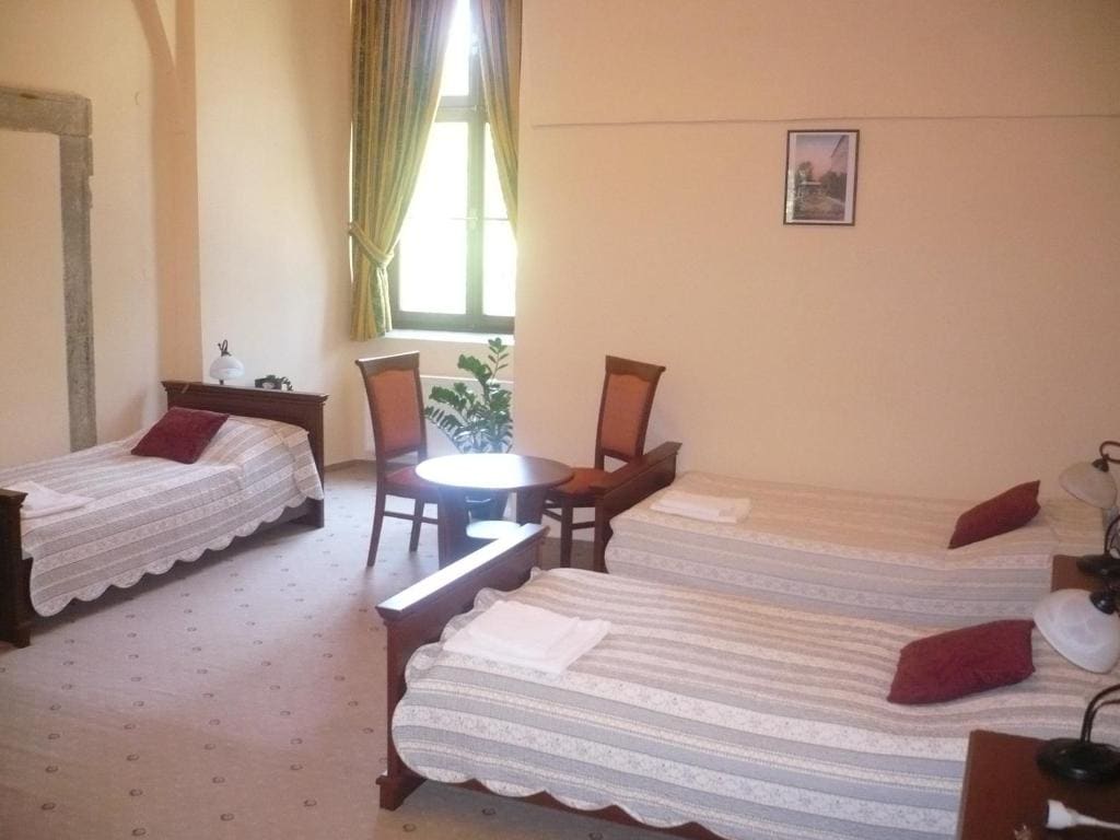 Standard Triple Room room - Image 1